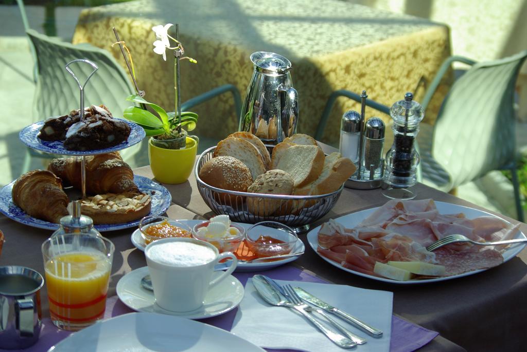 Locanda Fassa 브렌조네 술 가르다 외부 사진